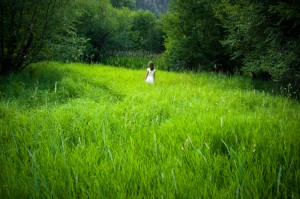 Woman-Meadow-FREE-iStock_000015438998Small